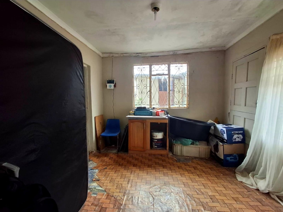 5 Bedroom Property for Sale in Mdantsane Eastern Cape